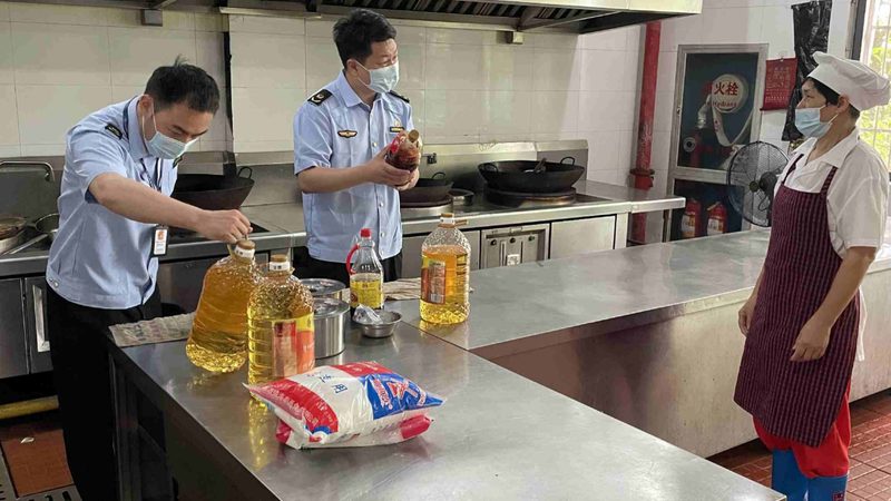坚果炒货批发一件代发：揭秘高效运营之道